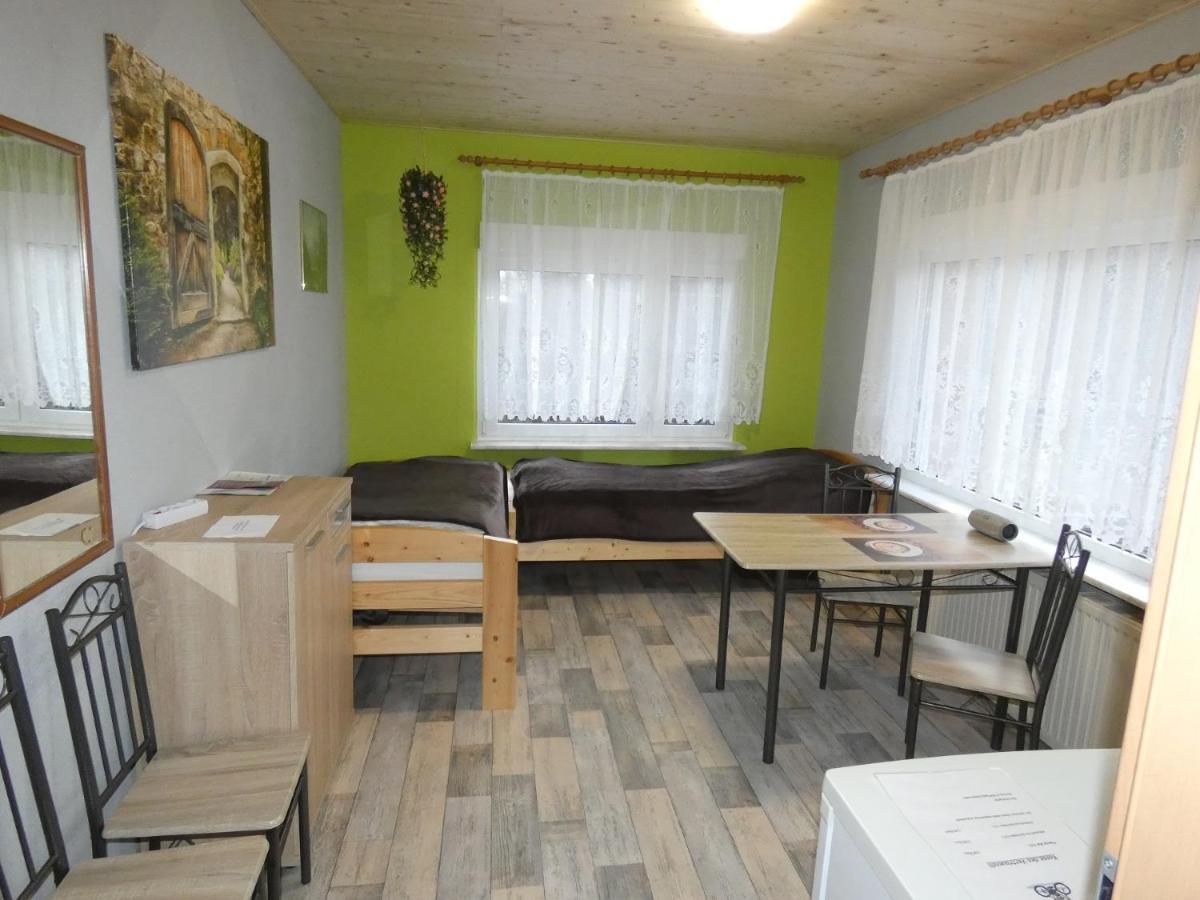 Radlerzimmer Strasen Exterior foto